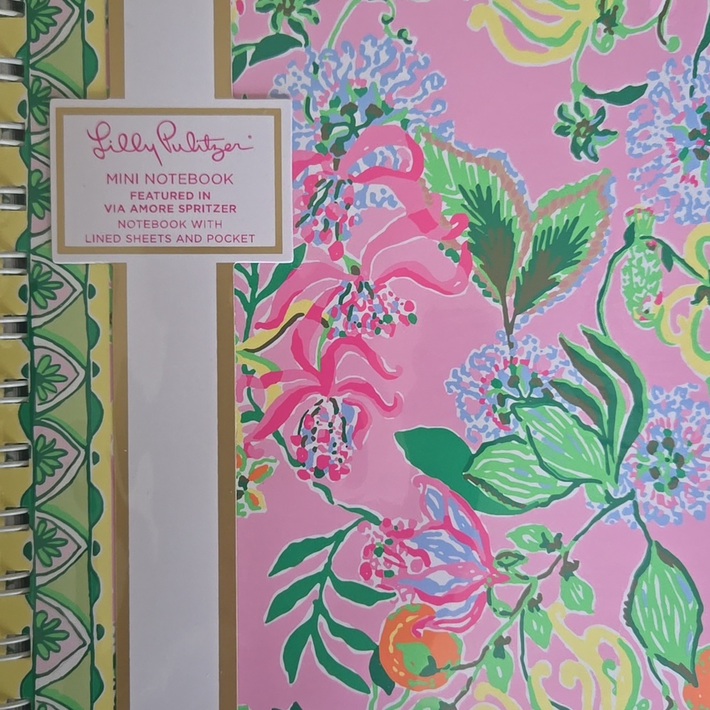Lilly Pulitzer Mini Notebook - Picture 4 of 4